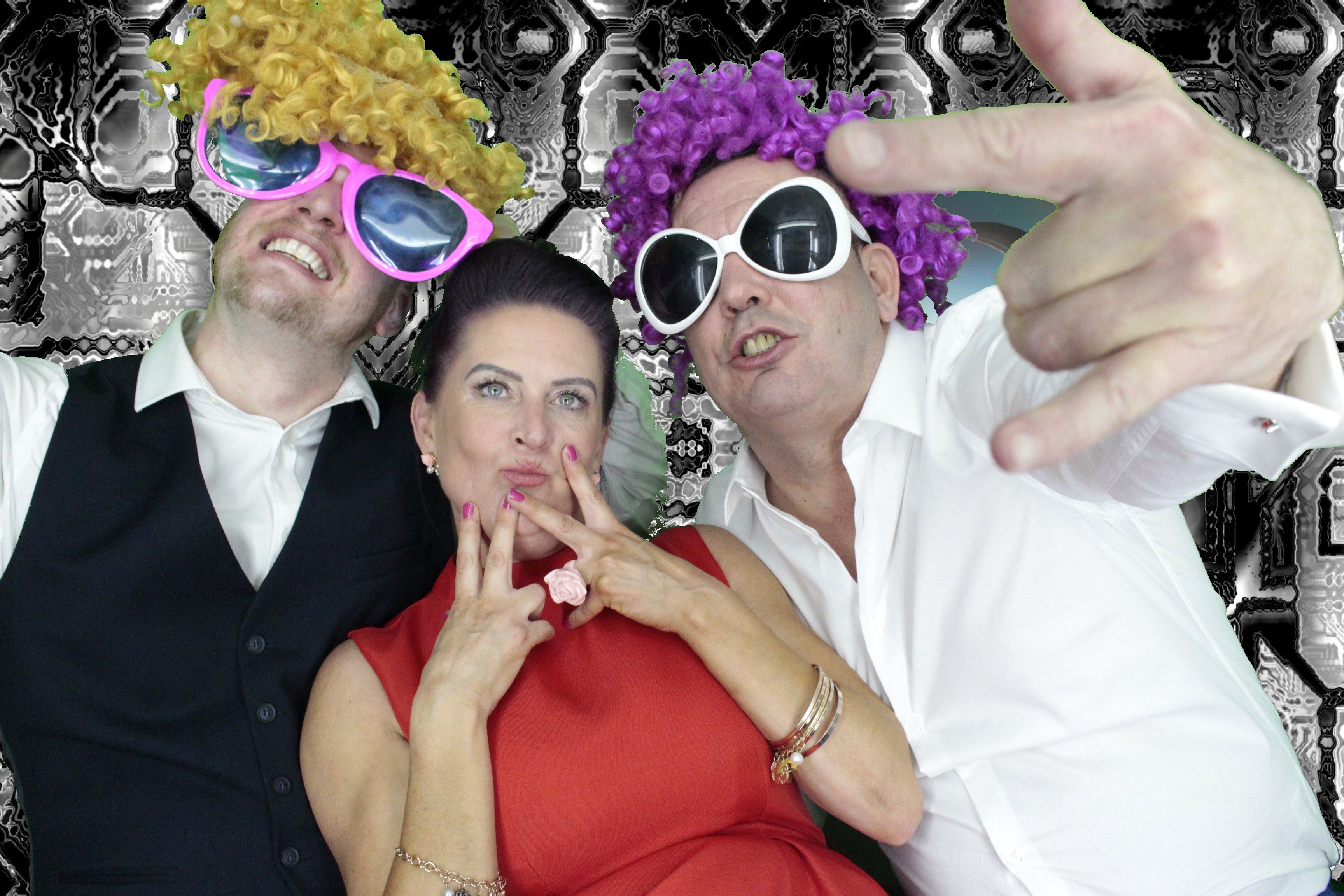 Mr & Mrs Johnson | View more photos from the event at gallery.myphotoboothexperience.co.uk/u/MyPhotoBoothExperienceLtd/Mr-Mrs-Johnson